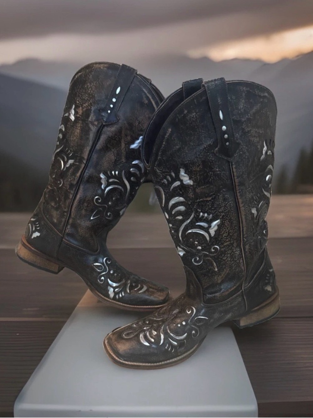 Roper Black Western Floral Embossed Heeled Boots